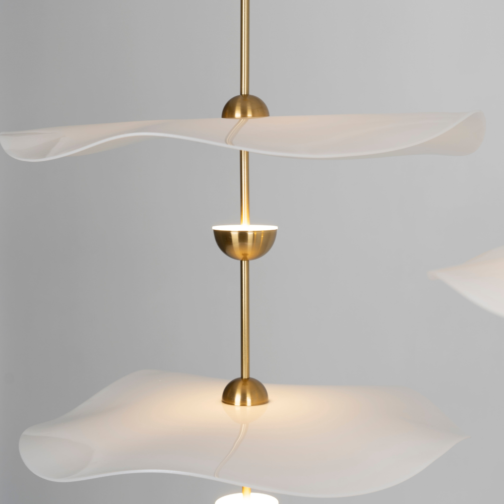Modern Wavy Wing Pendant Light - Sculptural Floating Ribbon Hanging Lamp