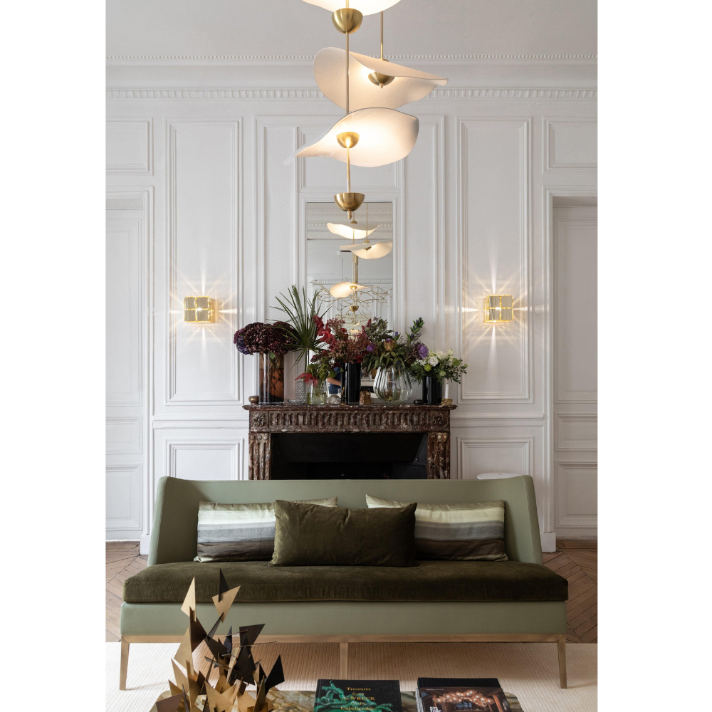 Modern Wavy Wing Pendant Light - Sculptural Floating Ribbon Hanging Lamp