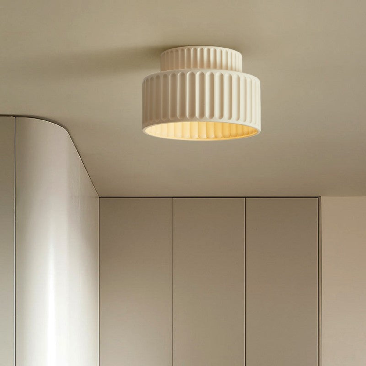 Modern Pleated Ceramic Flush Mount Ceiling Light - White Ribbed Lamp