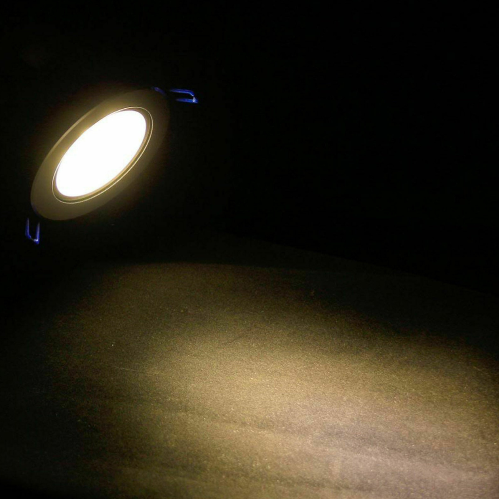 LED Downlights for Foyer and Hallway - Round Aluminum Recessed Spotlight