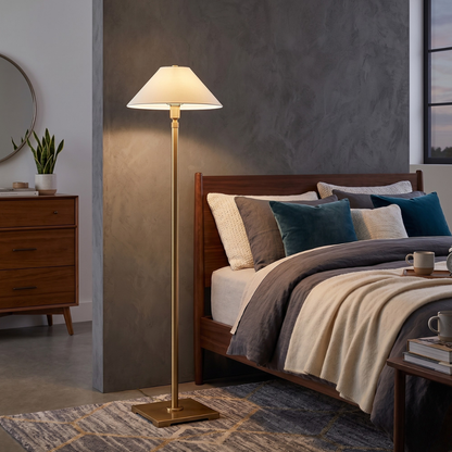 Adjustable floor lamp with Telescoping Steel Frame - Industrial Minimalist