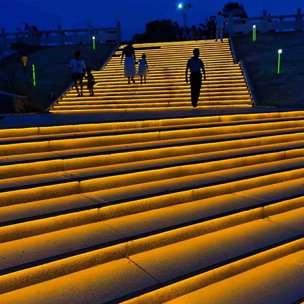 COB LED Strip for Outdoor Stairs and Landscape - Modern Hardscape Light