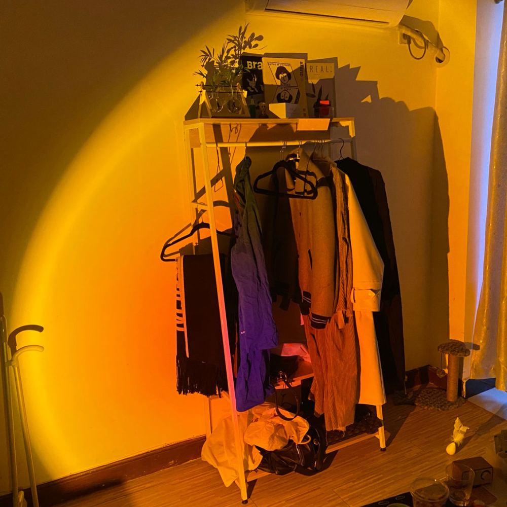 Modern Sunset Projector Lamp - Architectural Halo Mood Light for Photography