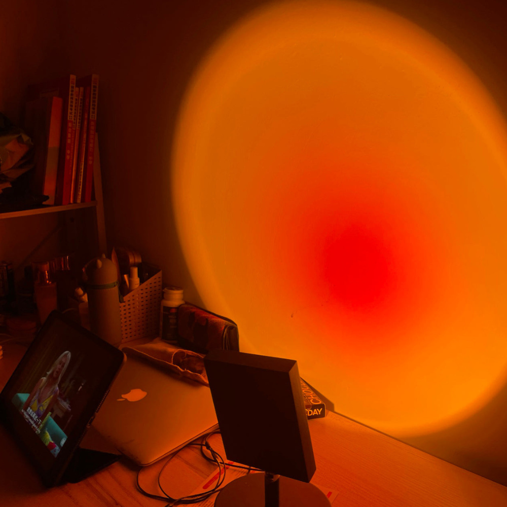 Modern Sunset Projector Lamp - Architectural Halo Mood Light for Photography