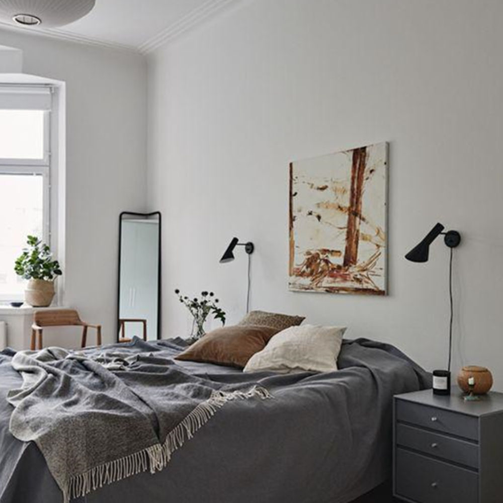 Modern Tapered Metal Wall Sconce - Nordic Asymmetrical Task Light