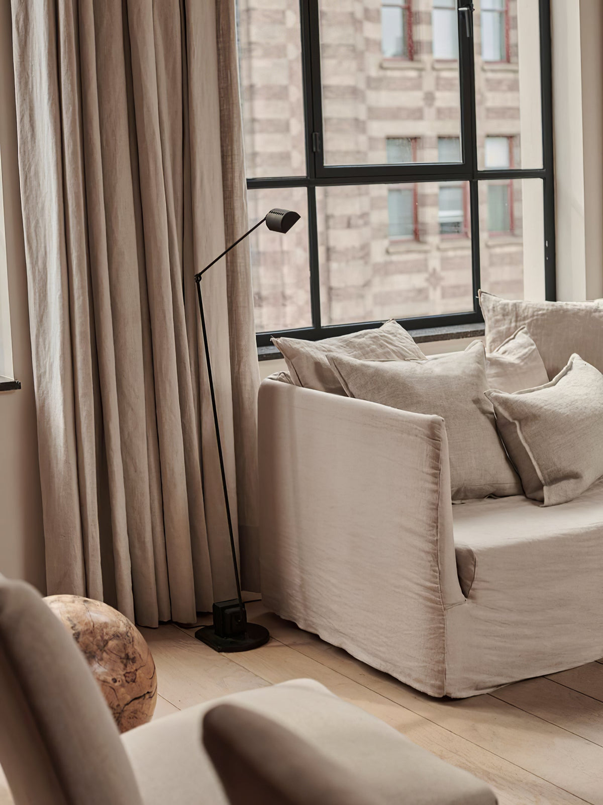 Scribe Floor Lamp