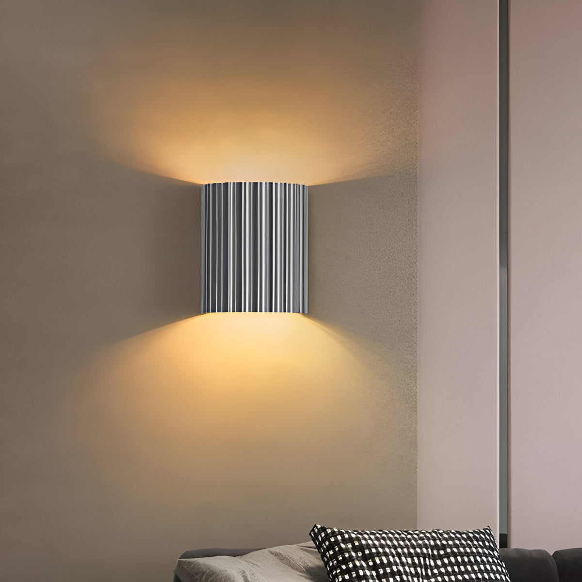 Stria Wall Light