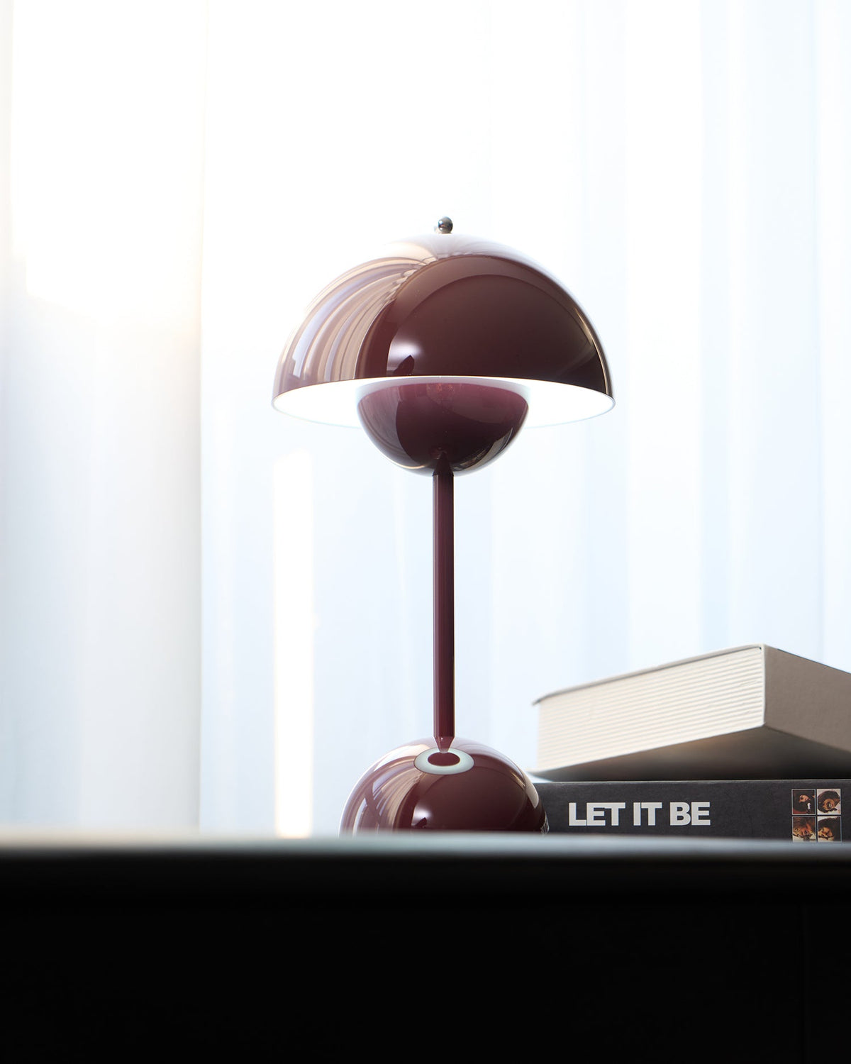 Duomo Portable Table Lamp