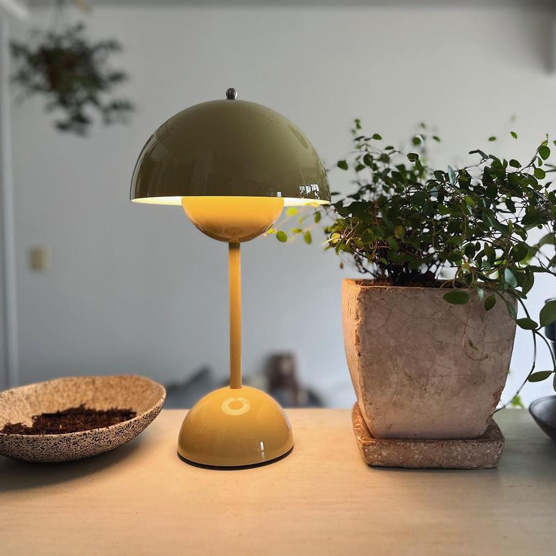 Duomo Portable Table Lamp