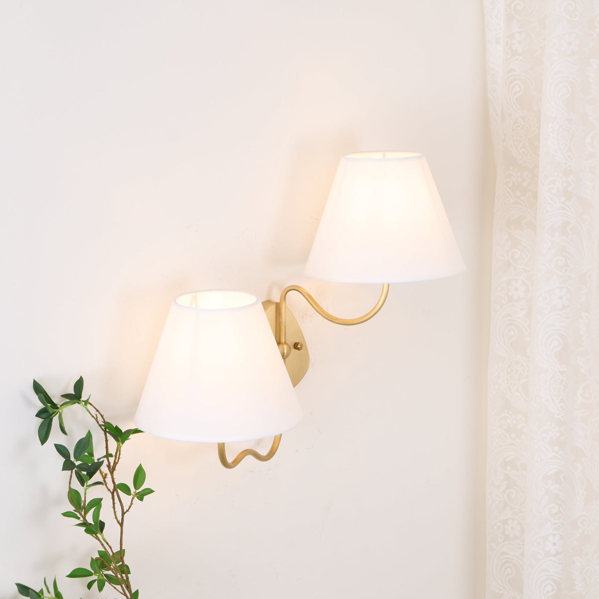 Contour Wall Sconce