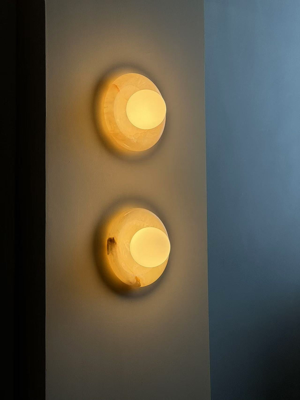 Palma White Jade Sconce